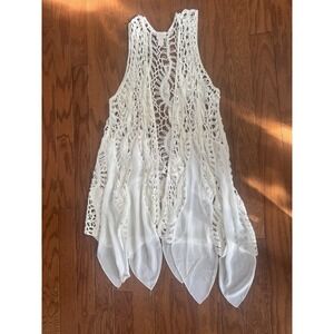 Chico's Ivory Crochet Boho Fringe Drape Vest Size S Open Knit Festival Layers